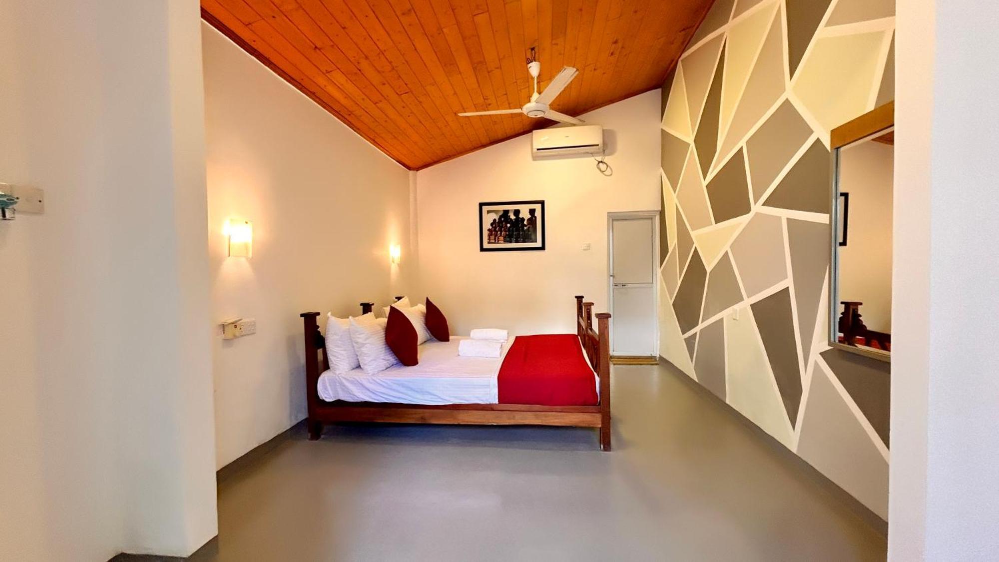 Canberra Holidays - Mirissa Luaran gambar